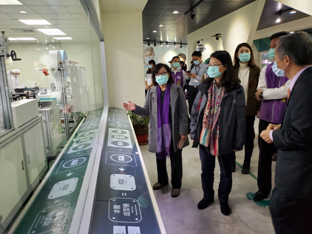 監察委員關心防疫資源  參訪華新創意生活館口罩觀光工廠