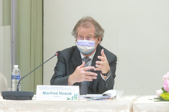兩公約第三次國家報告國際審查委員(Manfred Nowak)與國家人權委員會意見交流