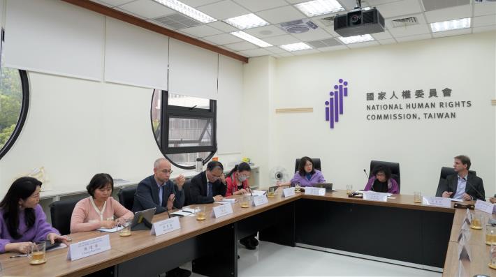 圖說3：人權會與FIDH、台權會、人約盟就支持區域人權捍衛者等重要議題進行交流討論。