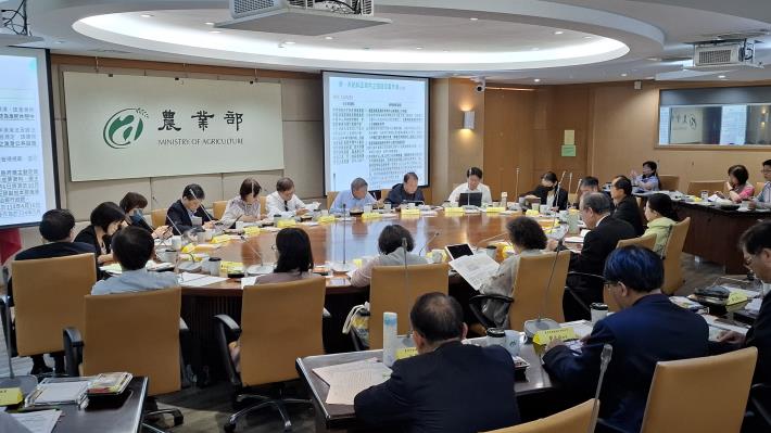 農業部就114年度施政計畫、113年度預算執行情形及未結糾正案件之檢討改善作為進行簡報
