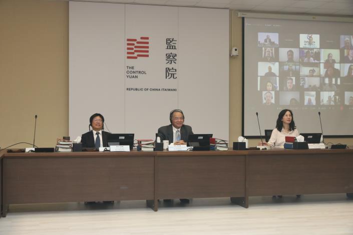 林文程委員及高涌誠委員出席「AI與人權」國際視訊研討會，  與拉美地區夥伴交流科技與人權發展議題 (2025.11.24).JPG