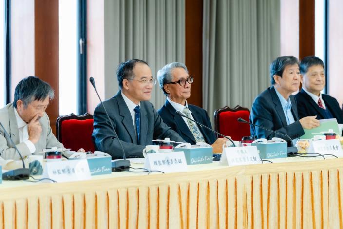 114年11月27日監察院外交及國防委員會巡察外交部，巡察委員聽取林部長就當前我國外交工作進行簡報。