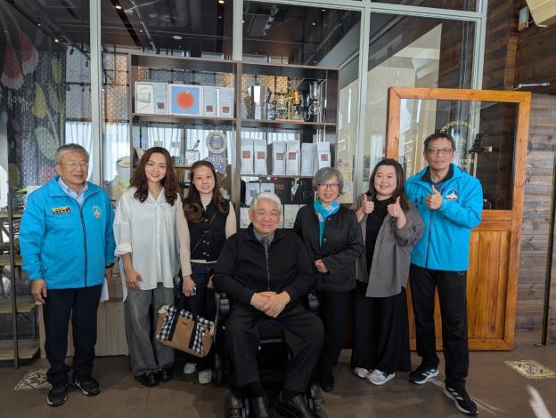 114年11月26日監察委員王榮璋、蘇麗瓊巡察金門青創店，關心青年返鄉創業