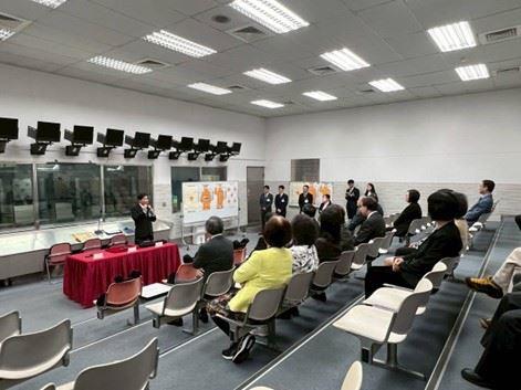 司法及獄政委員會召集人高涌誠委員等巡察法務部調查局幹部訓練所(展抱山莊)，聽取張育瑞副主任解說靶訓課程