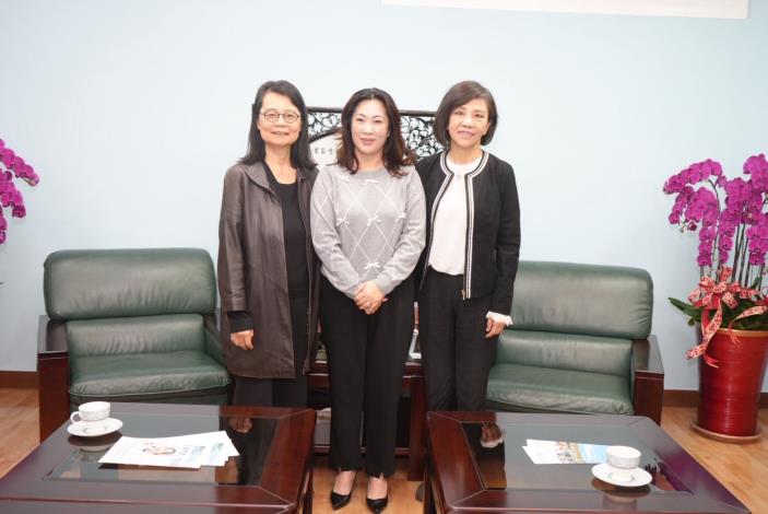 監察委員葉宜津、王美玉巡察臺東縣議會，拜會臺東縣議會吳議長秀華