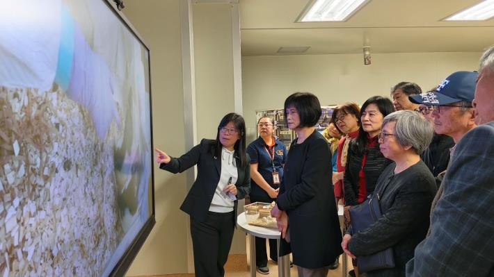 監察院教育及文化委員會巡察國家實驗研究院國家生物模式中心之動物房環境