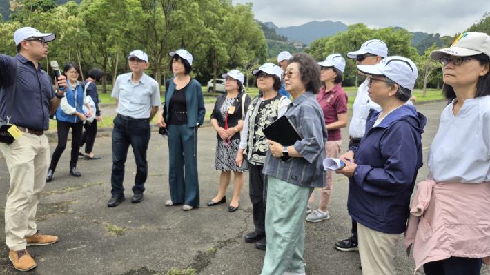 監察院社會福利及衛生環境委員會115年5月8日巡察環境部氣候變遷署，實地參訪自然碳匯植樹計畫公私協力案場