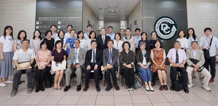 Committee on Social Welfare and Environment Hygiene Affairs members take a group photo at the CDC (2024.07.19)