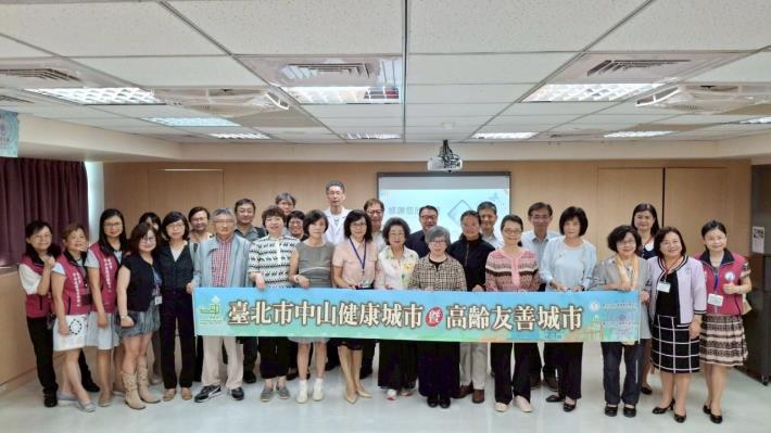 The CY members visit Zhongshan District Health Center of Taipei City to understand the community health building and health promotion advocacy (2025.06.20)